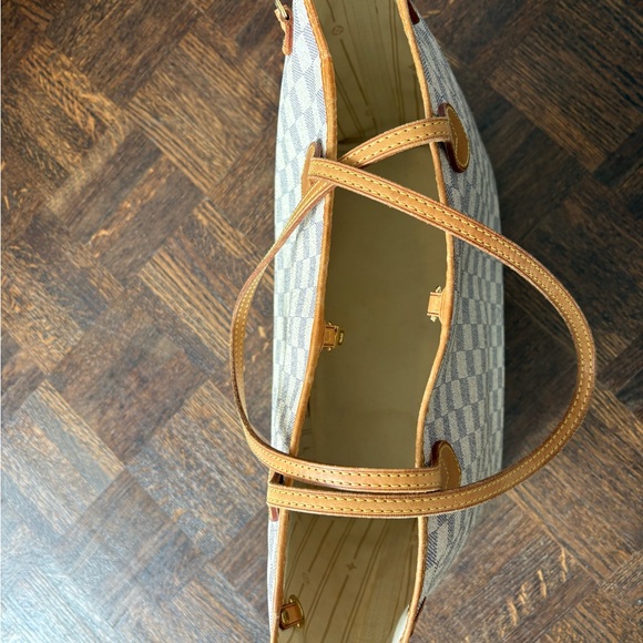 Authentic Louis Vuitton Neverfull MM Damier Azur - Picture 7 of 9